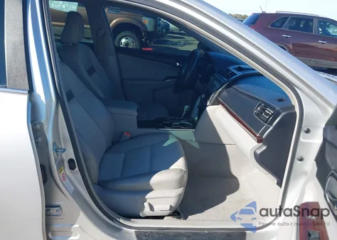 2012 Toyota Camry Xle V6 z USA, uszkodzony, nr VIN 4T1BK1FK1CU017321